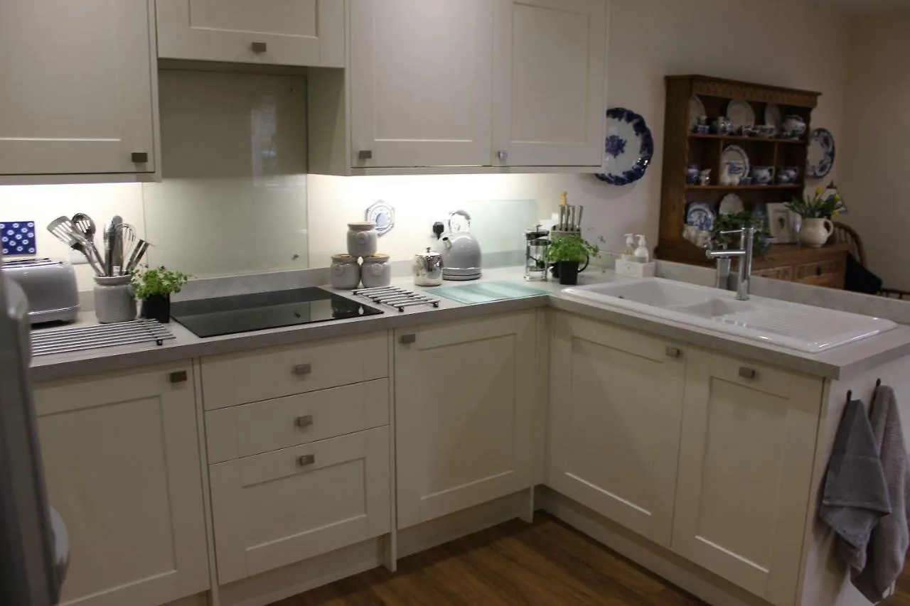 Mistletoe Cottage York